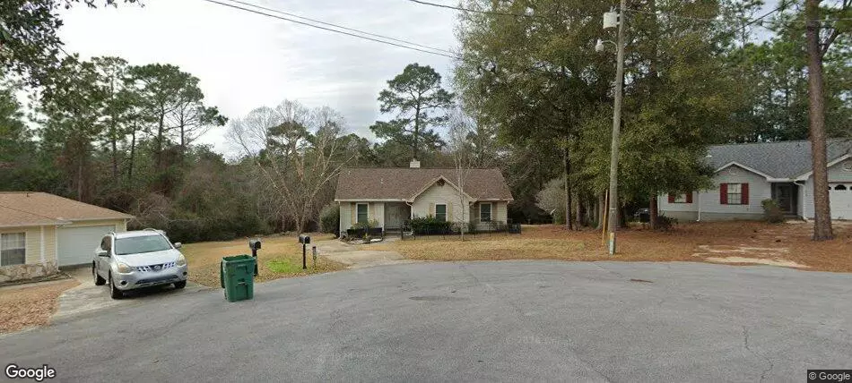 Crestview, FL 32539,215 W Pinoak Court