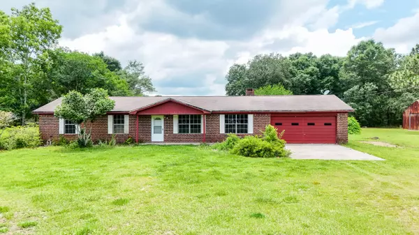 Defuniak Springs, FL 32433,270 Windham Way