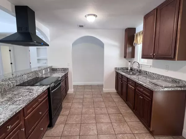 Laurel Hill, FL 32567,7200 Highway 85