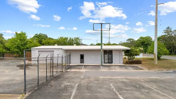 Fort Walton Beach, FL 32548,214 NW Jonquil Avenue