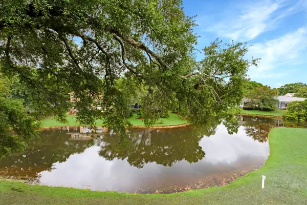 Niceville, FL 32578,310 Westlake Court  #310
