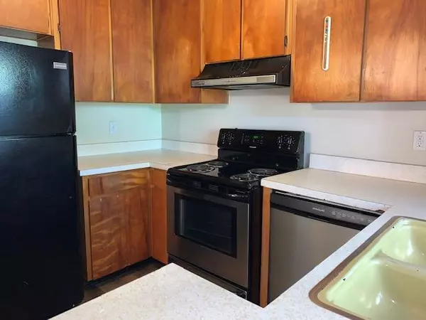 Shalimar, FL 32579,9 8TH Street