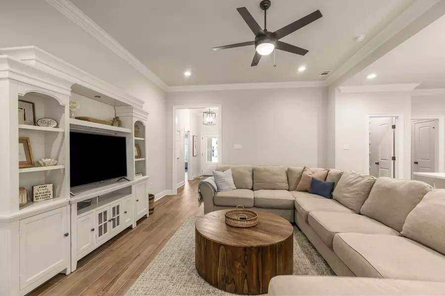 124 Apollo Avenue, Freeport, FL 32439