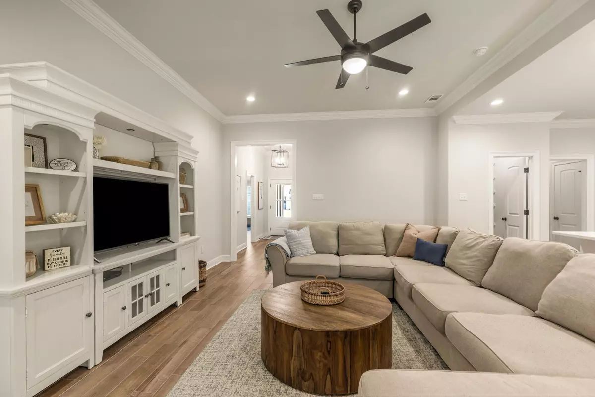 Freeport, FL 32439,124 Apollo Avenue