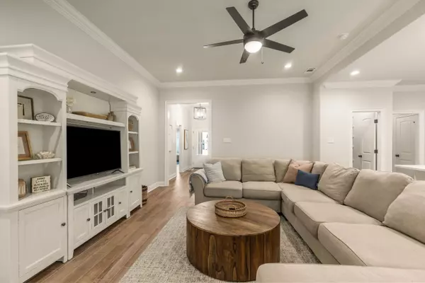 124 Apollo Avenue, Freeport, FL 32439