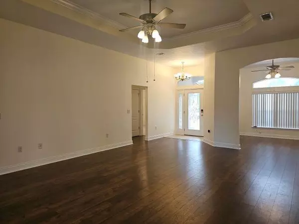 Crestview, FL 32539,4695 Lovegrass Lane