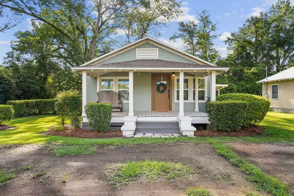 2994 Jefferson Street, Marianna, FL 32446