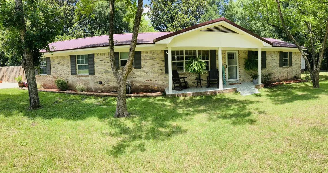 156 Lindberg Street, Crestview, FL 32536