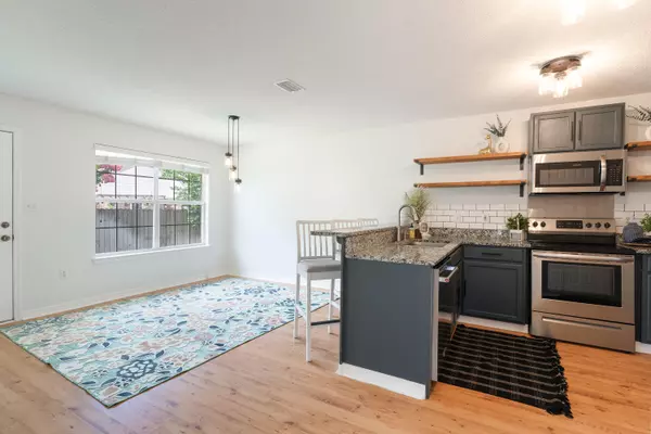 Mary Esther, FL 32569,558 Rough Leaf Lane