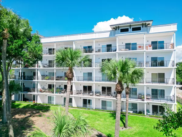 113 SE Brooks Street  #UNIT 204, Fort Walton Beach, FL 32548
