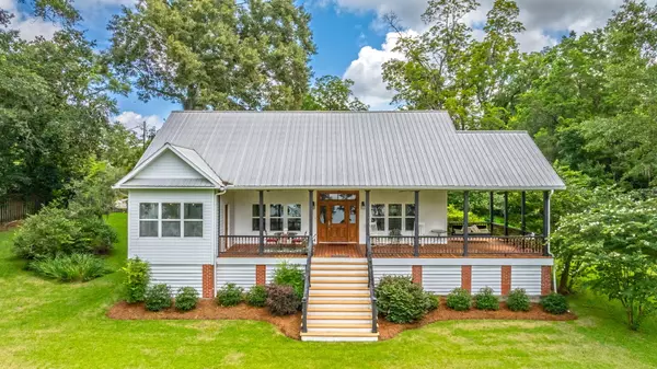 23243 FOURTH Avenue, Florala, AL 36442