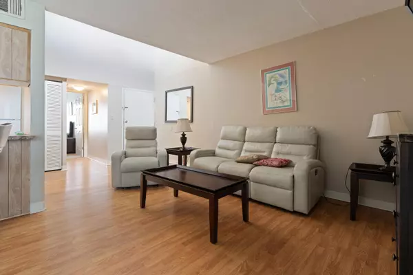 Shalimar, FL 32579,101 Old Ferry Road  #13D