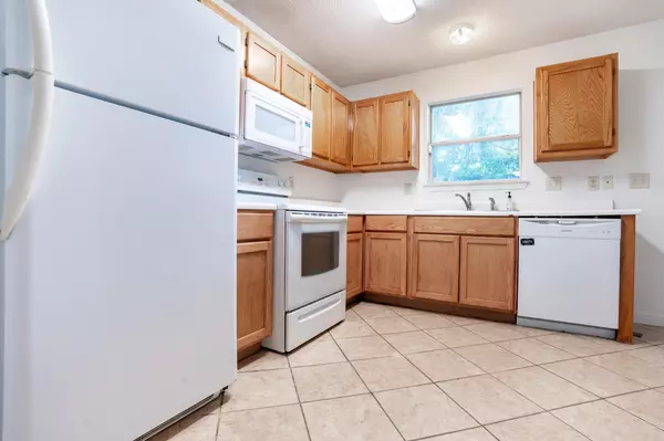 Fort Walton Beach, FL 32547,990 Rockport Drive