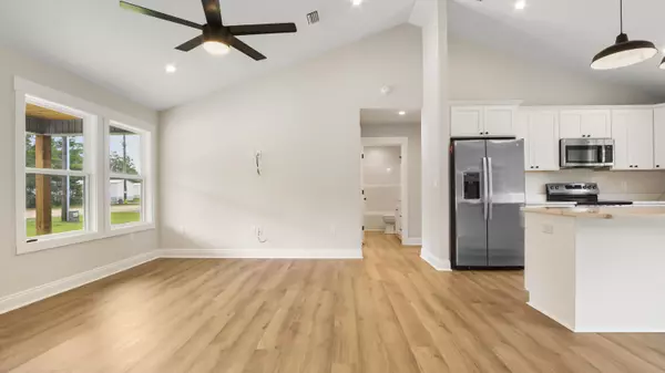 Defuniak Springs, FL 32433,366 Shorey Drive