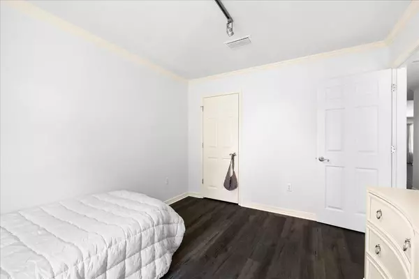 Destin, FL 32541,3928 Mesa Road