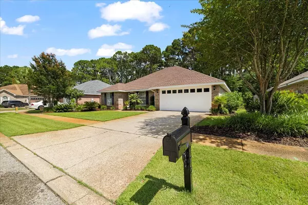 Destin, FL 32541,3928 Mesa Road