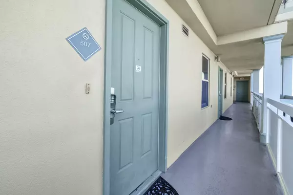 Panama City Beach, FL 32413,17757 Front Beach Road  #507