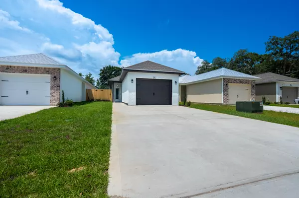Shalimar, FL 32579,21 C 5th Avenue