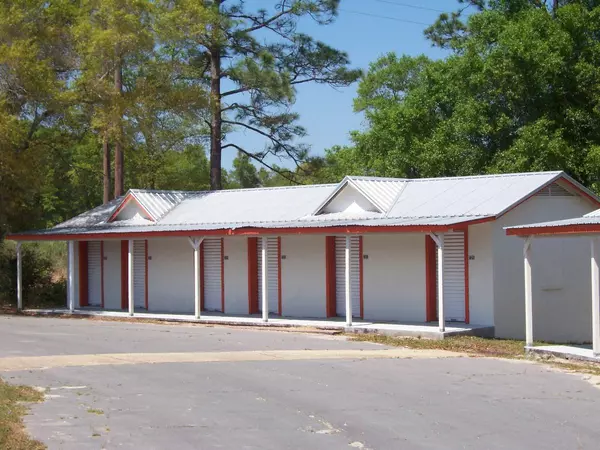 Defuniak Springs, FL 32433,428 W Us Highway 90