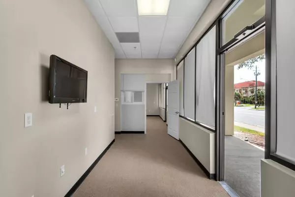 Fort Walton Beach, FL 32548,139 Beal Pkwy Parkway  #106