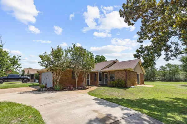 Mary Esther, FL 32569,1033 Boulevard De La Parisienne