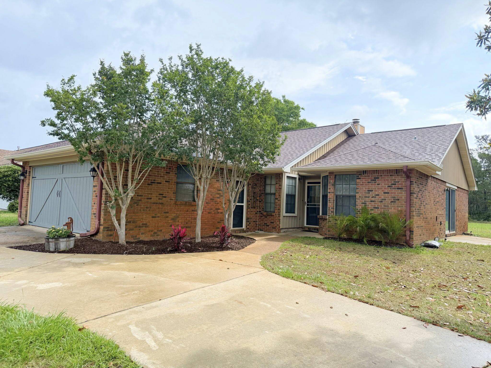 1033 Boulevard De La Parisienne, Mary Esther, FL 32569