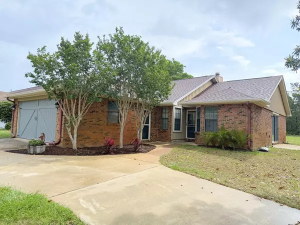Mary Esther, FL 32569,1033 Boulevard De La Parisienne