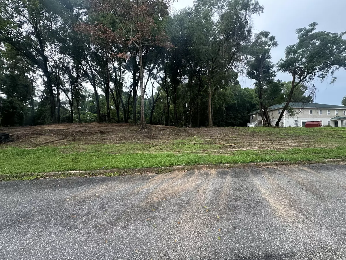 Crestview, FL 32536,TBD Lots 7,8,9 Spring Street
