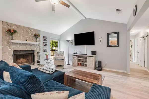 Mary Esther, FL 32569,225 Seville Circle