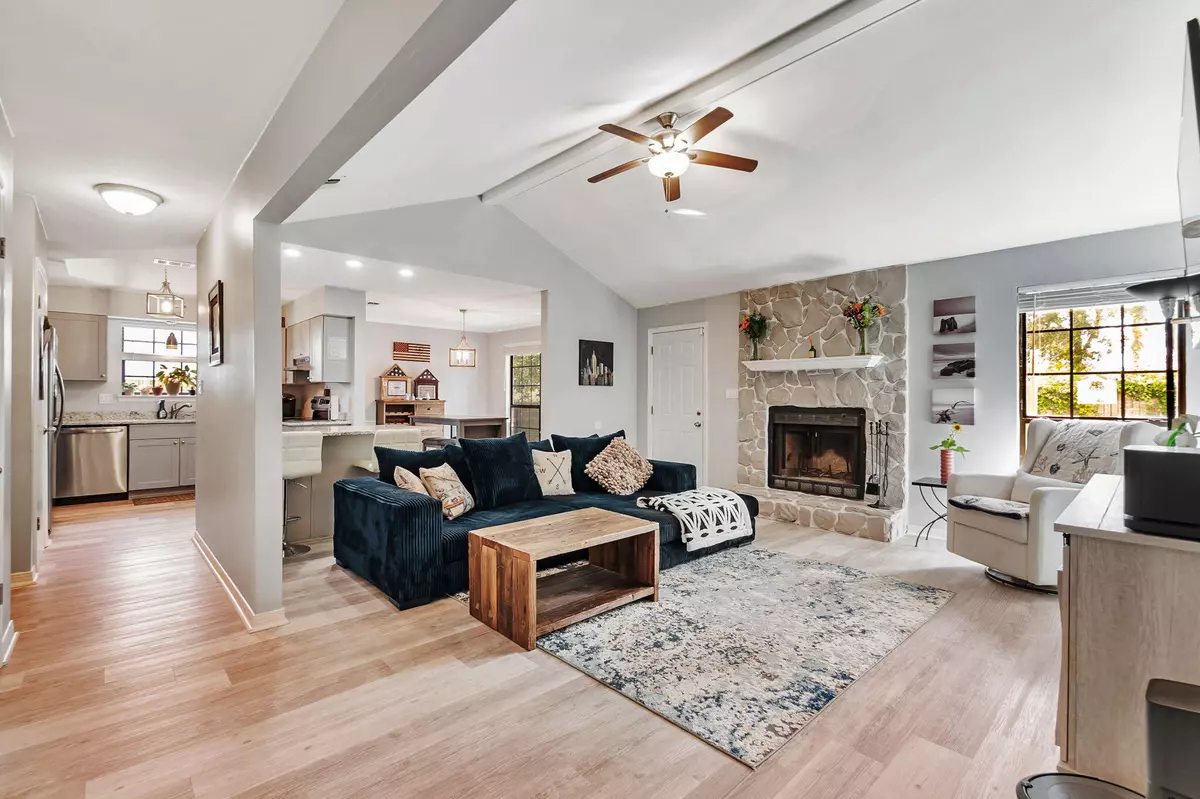 Mary Esther, FL 32569,225 Seville Circle