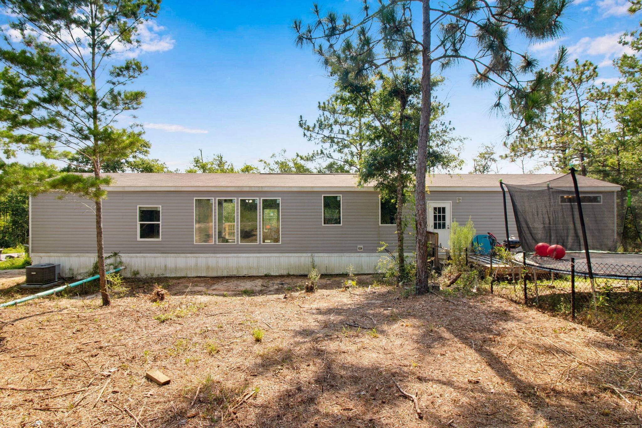 220 E Dogwood Avenue, Defuniak Springs, FL 32433