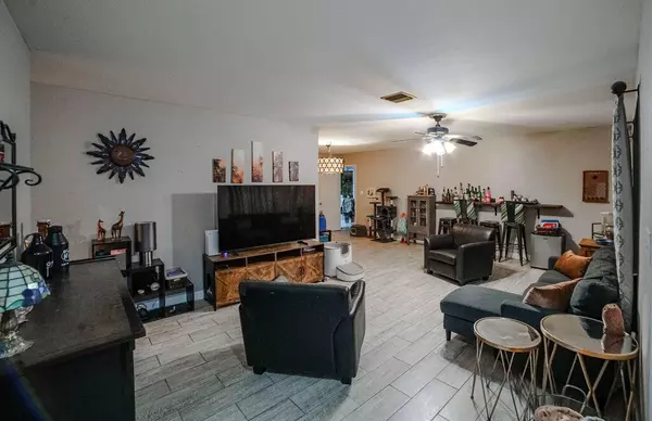 Fort Walton Beach, FL 32547,603 NE Merioneth Drive