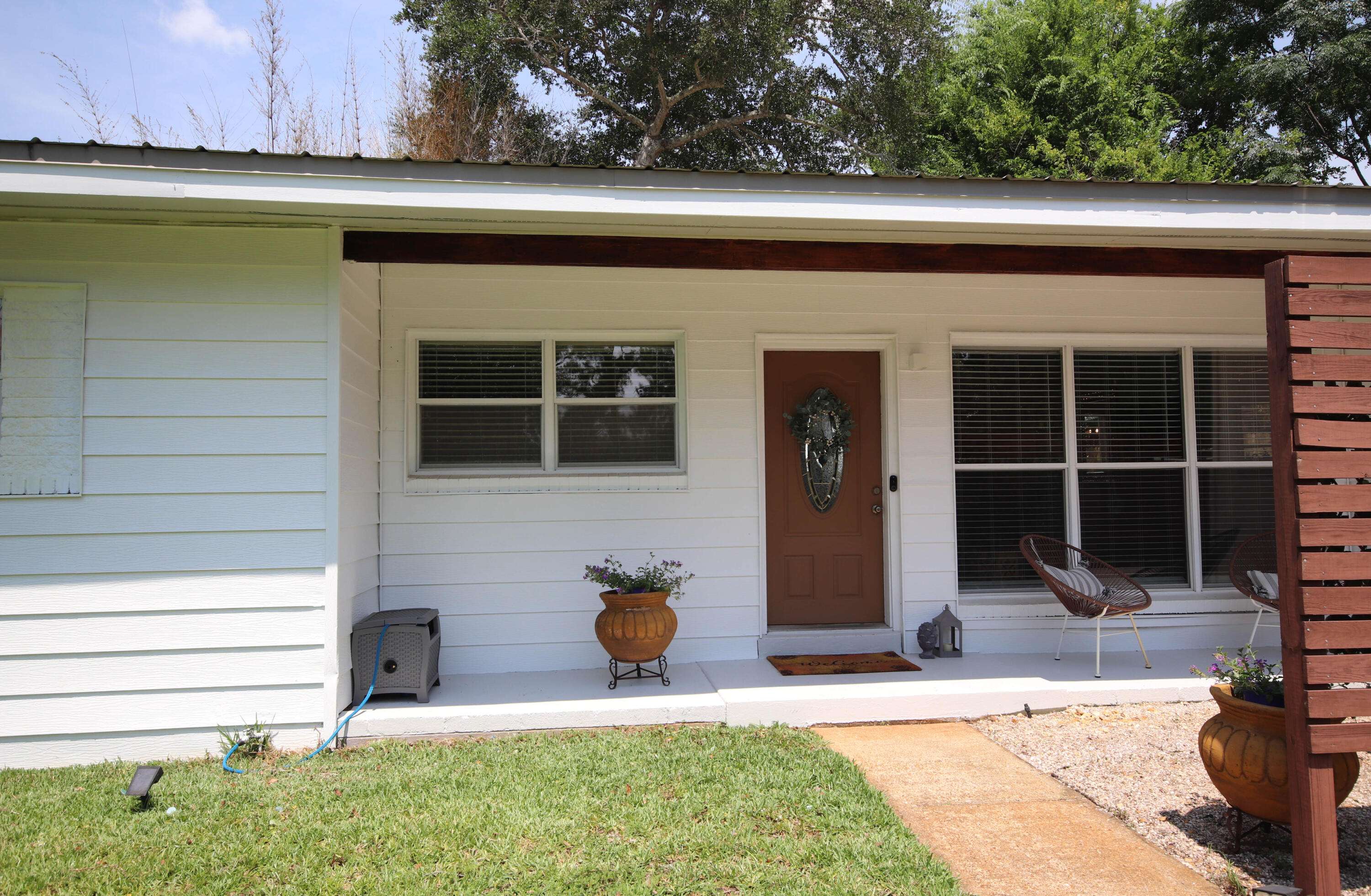 Fort Walton Beach, FL 32548,52 NE Iowa Drive