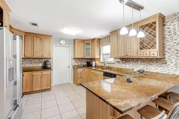 Crestview, FL 32539,4655 Meadow Lake Drive