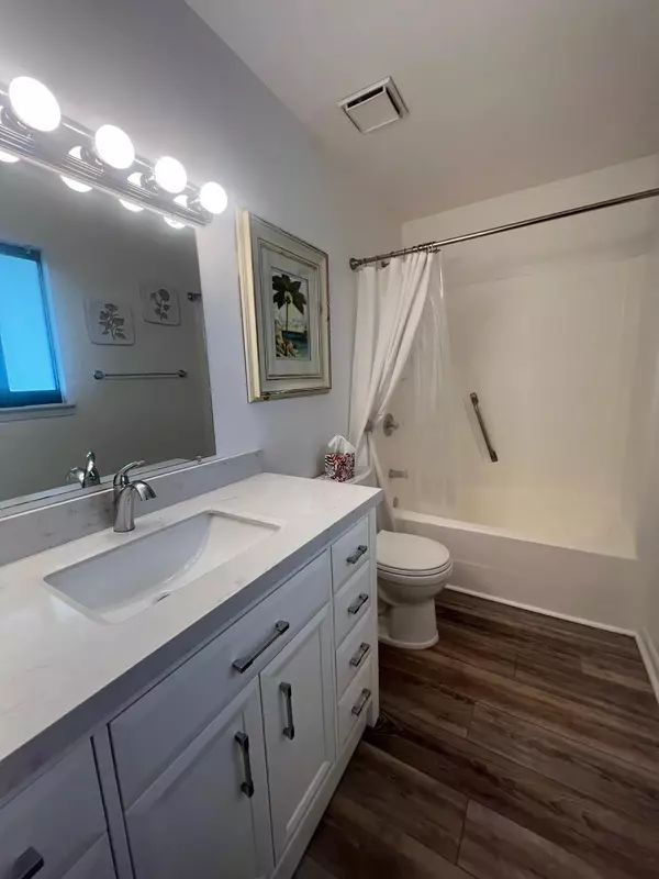 Santa Rosa Beach, FL 32459,3605 E County Highway 30A #227