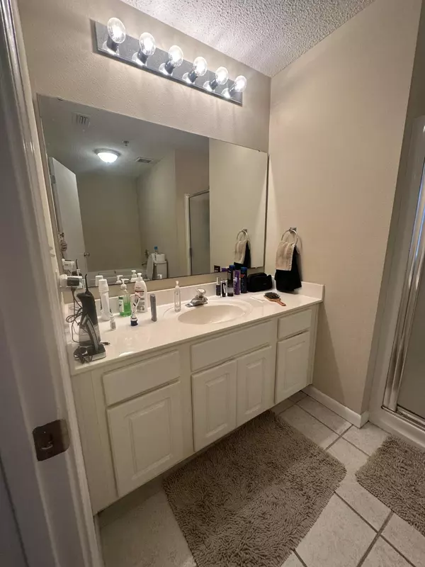 Fort Walton Beach, FL 32548,321 Bream Avenue #406