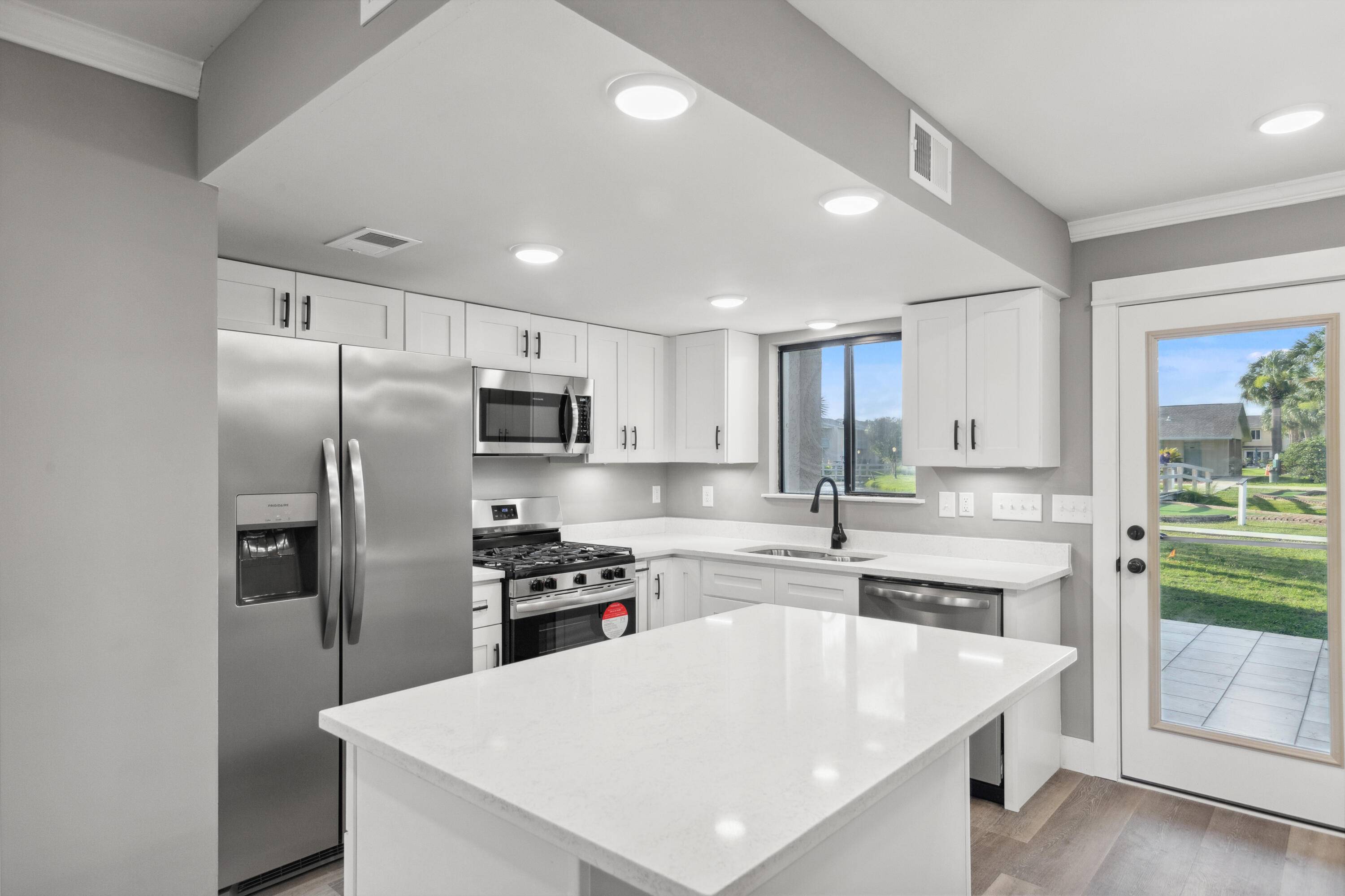 Panama City Beach, FL 32407,181 Robin Lane