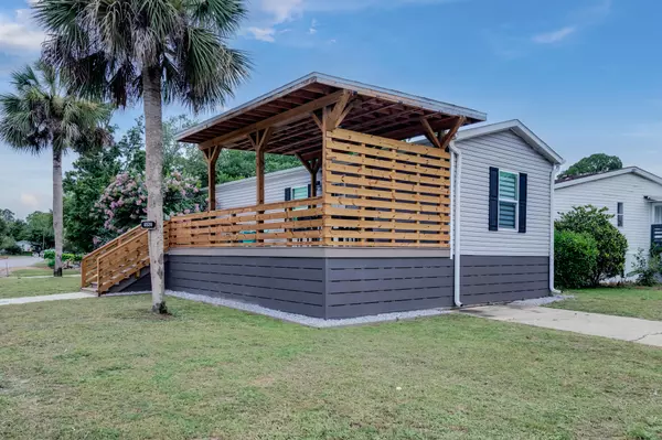 Pensacola, FL 32507,8526 San Lucus Calzada