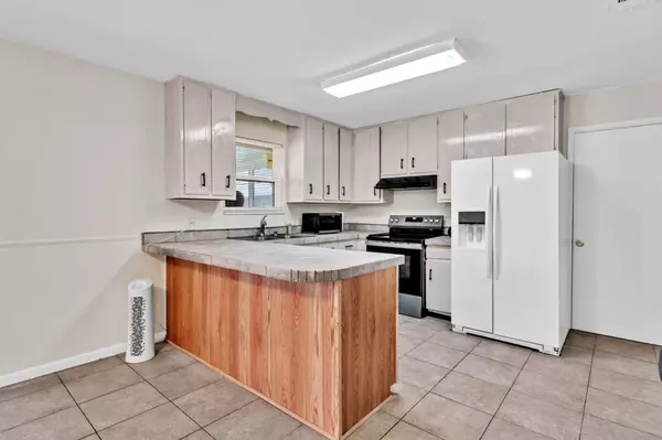 Mary Esther, FL 32569,181 BREWER Circle