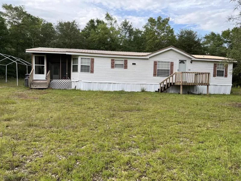 467 Juniper Lake Drive, Defuniak Springs, FL 32433