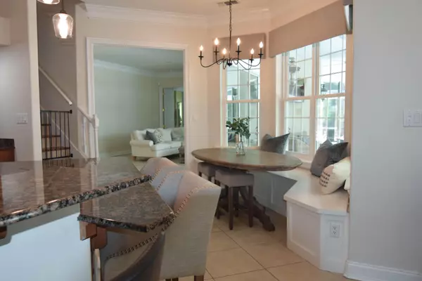 Destin, FL 32541,432 Admiral Court