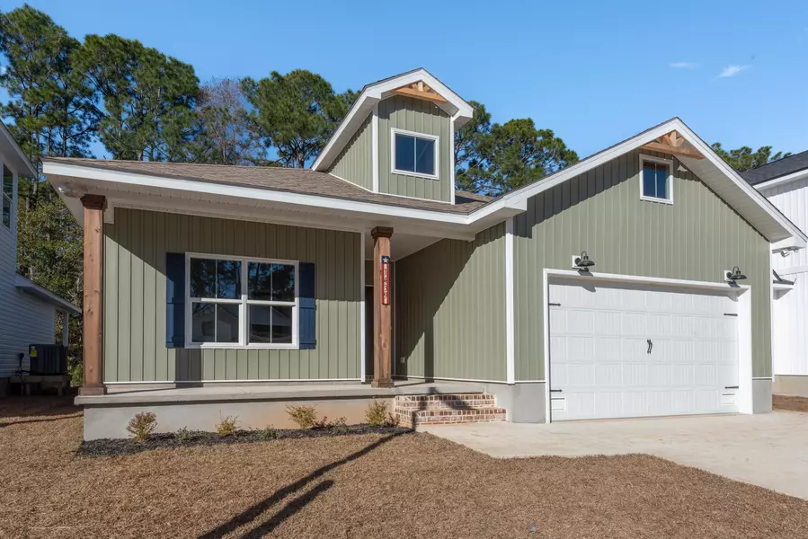 1402 Madelyn Wds Drive, Pensacola, FL 32506