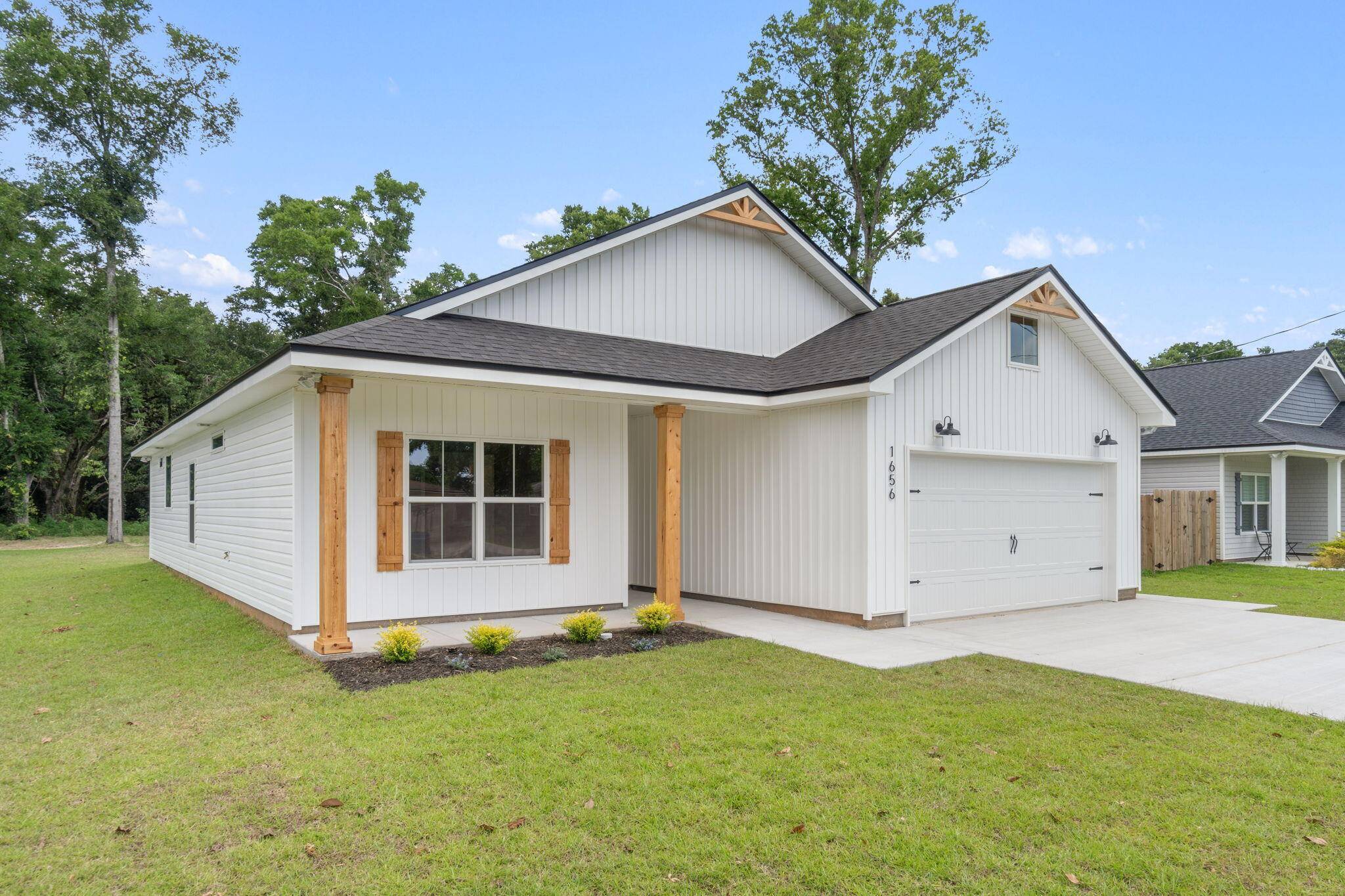 1414 Madelyn Wds Drive, Pensacola, FL 32506