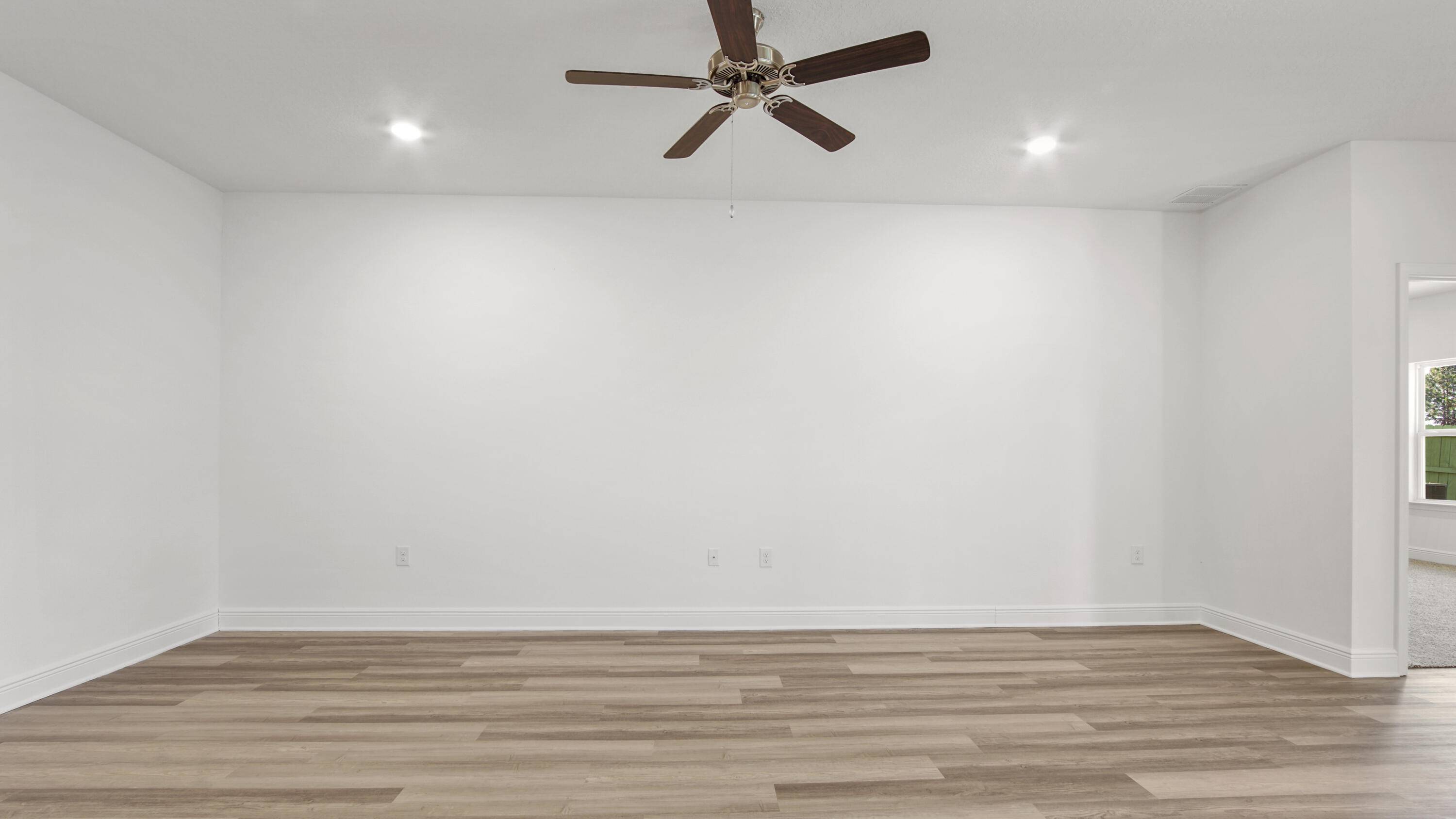 Freeport, FL 32439,106 W Gray Owl Drive
