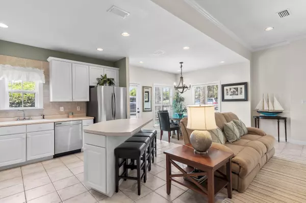 Destin, FL 32541,113 Mantero Way