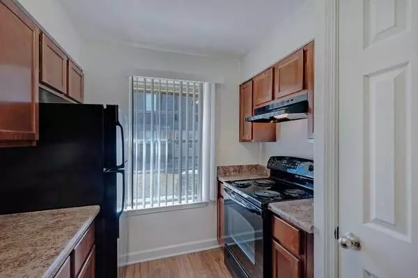 Pensacola, FL 32506,6880 W Fairfield Drive  #76