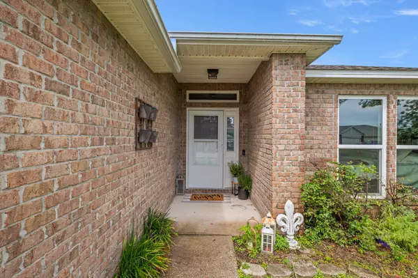 Gulf Breeze, FL 32563,6318 Heronwalk Drive