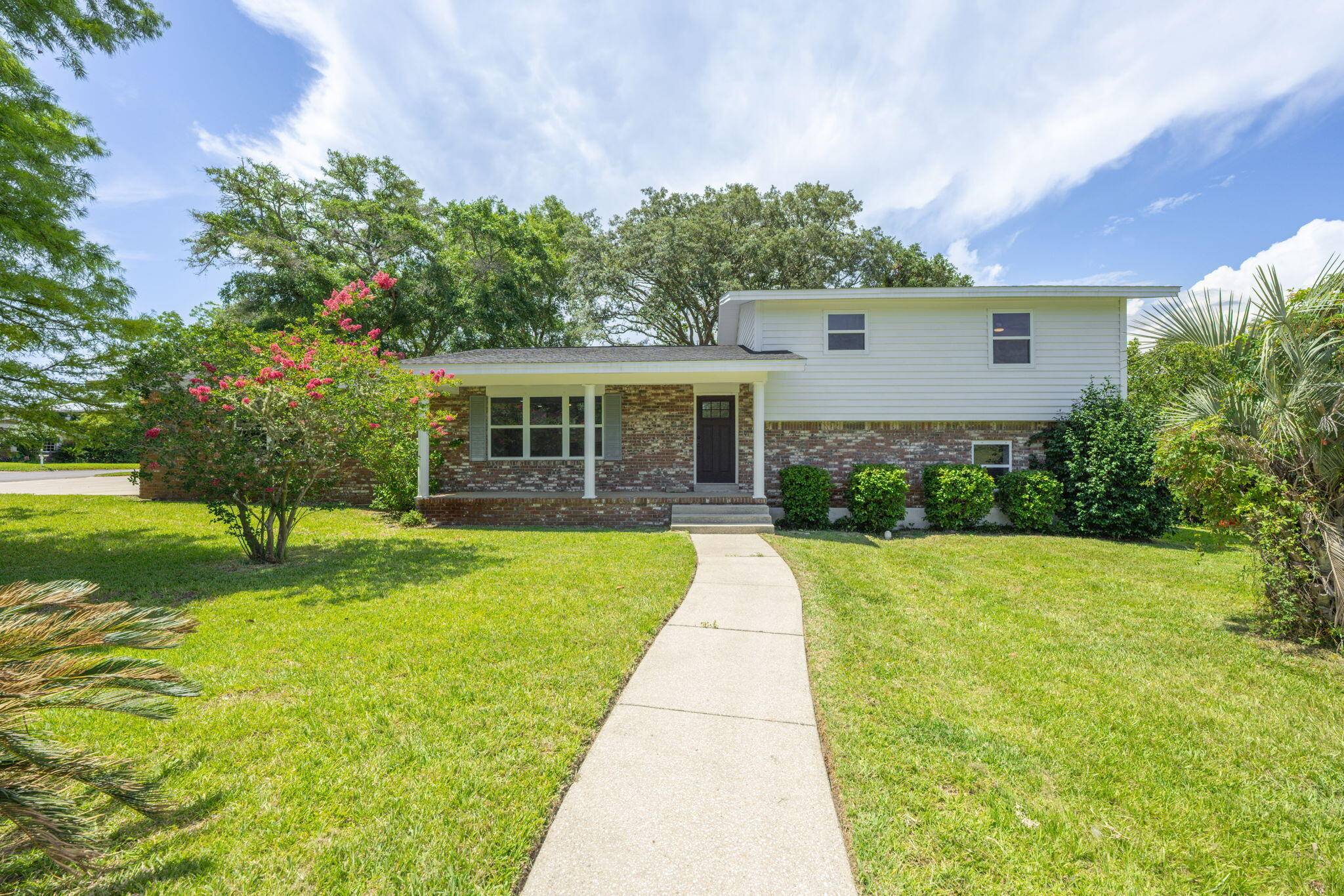 Fort Walton Beach, FL 32548,161 Homewood Drive