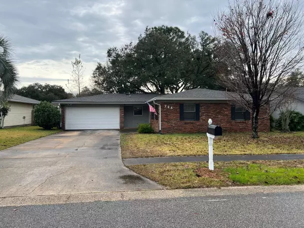 723 Clark Drive, Fort Walton Beach, FL 32547