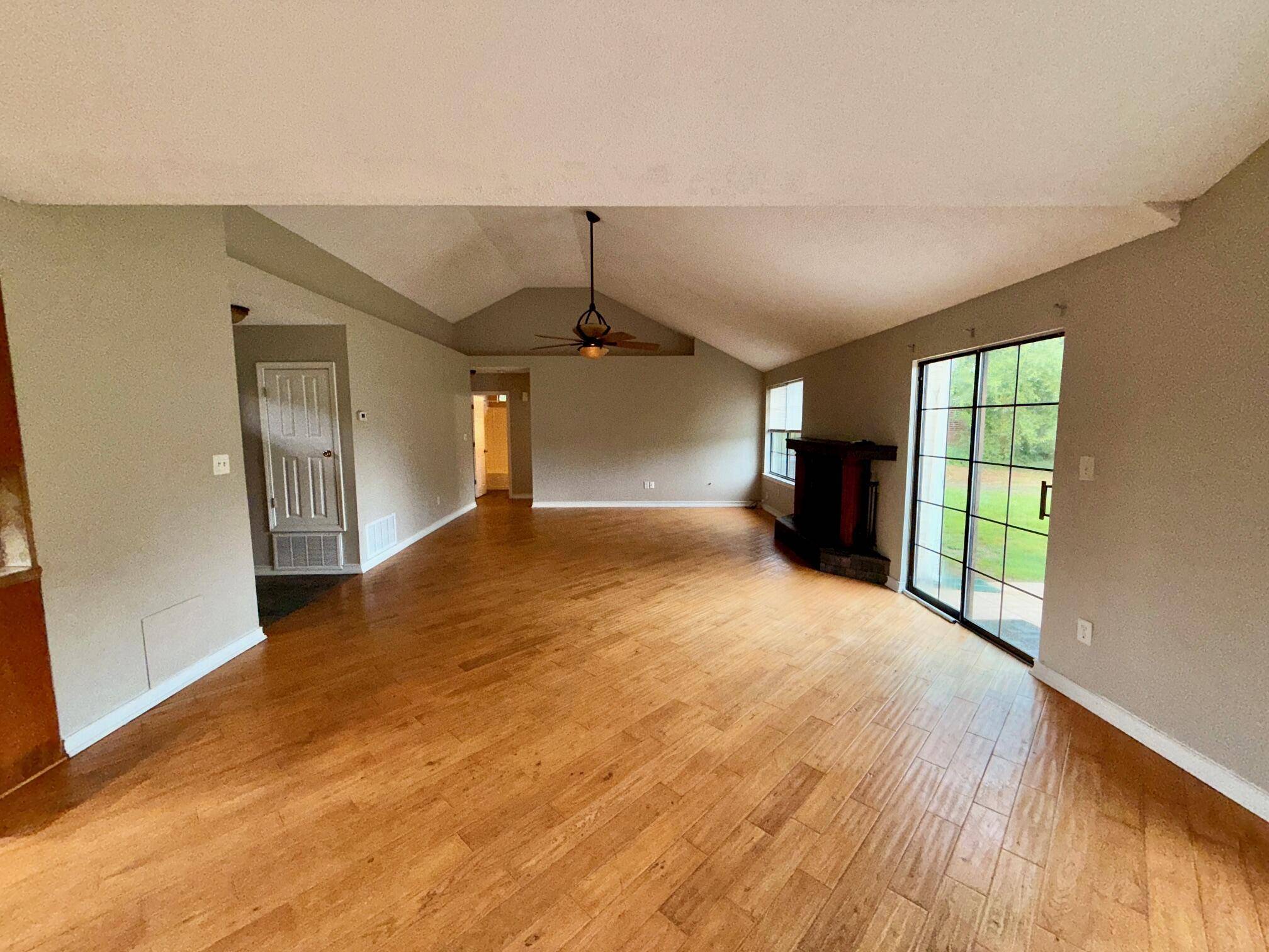 Navarre, FL 32566,7167 Manatee Street